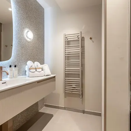 Hotell Fl - By Sweett