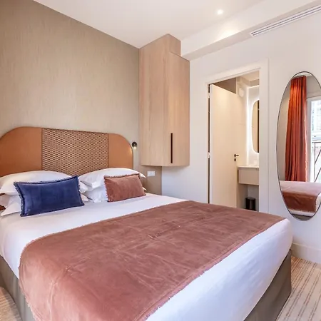 Hotell Fl - By Sweett