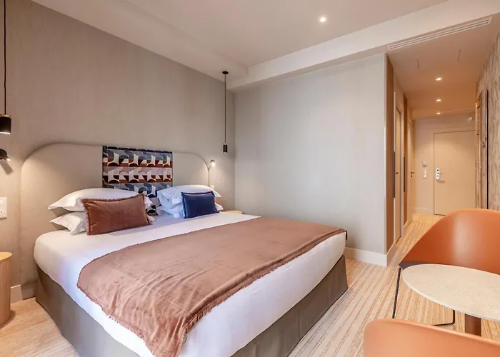 Fl By Sweett Hotel 4*