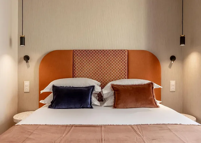 Fl By Sweett Hotel 4*