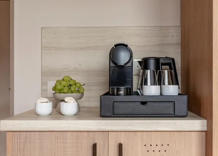 Fl By Sweett Hotel 4*