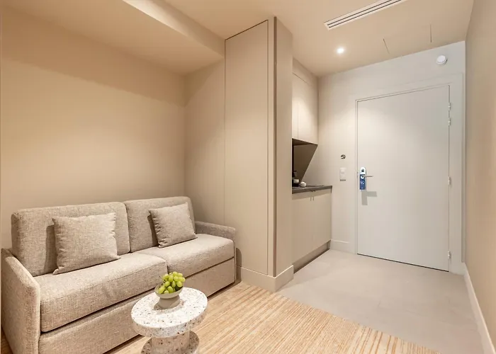 Fl By Sweett Hotel Paris