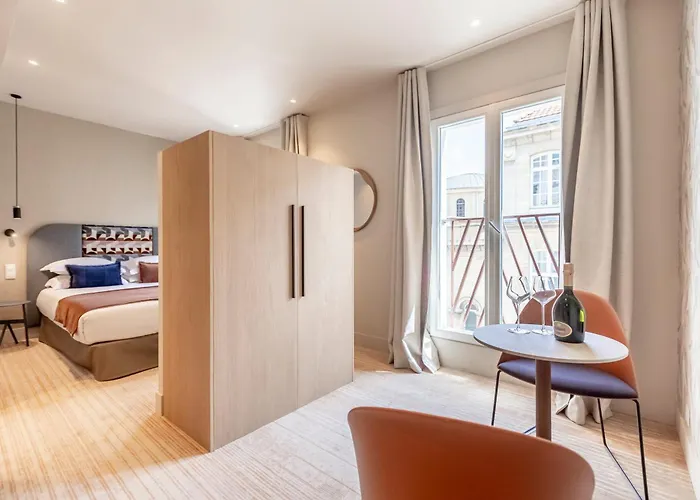 Fl By Sweett 4* Paris