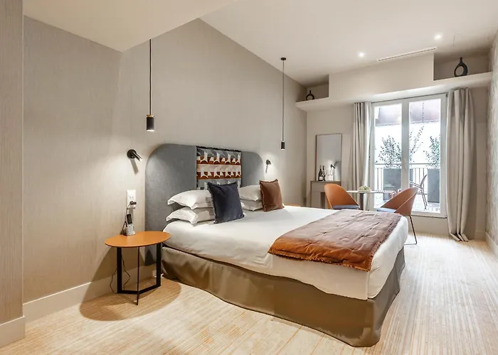 Fl By Sweett Hotel Paris