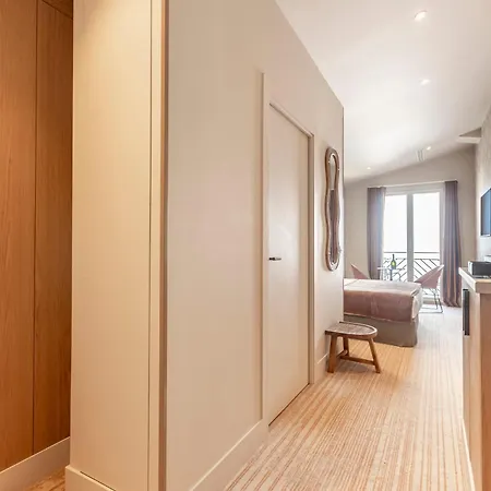 Fl By Sweett Hotell