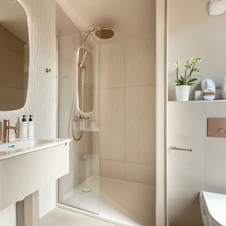 Hotell Fl By Sweett 4*