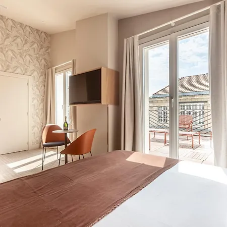 Fl By Sweett Hotel 4*