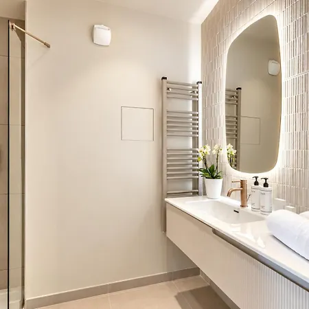 Fl By Sweett Hotel Parijs