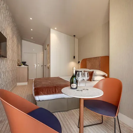 Fl - By Sweett Hotel Paris